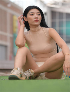 年轻漂亮的护士 3-33吧