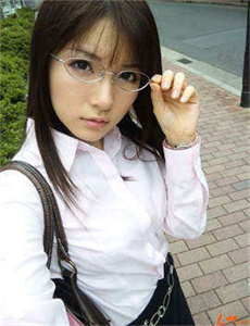 村上丽奈